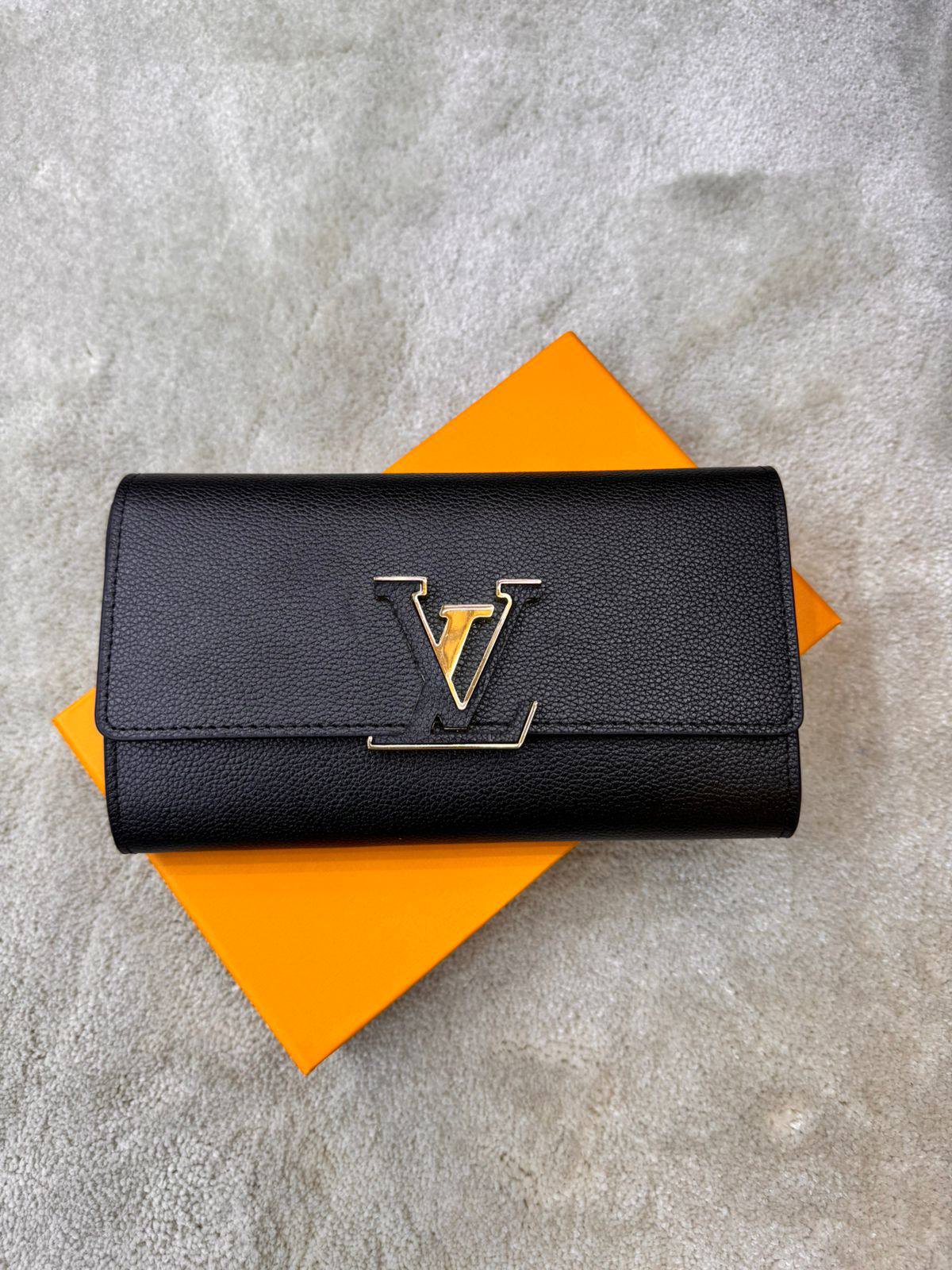 LV 
Wallets
Master
For Price 👇 WTSP Text Zain 0568585901

Zain111
♥️♥️♥️