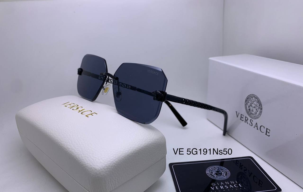 Versace
70 dhs✅

Zain126
♥️♥️♥️