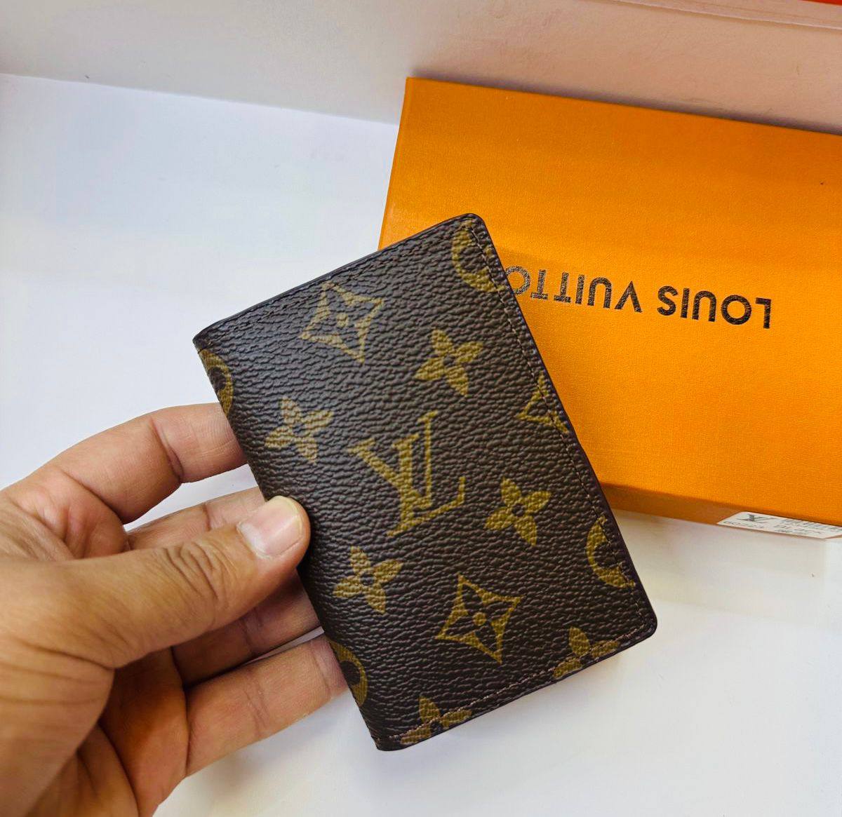 LV Wallets

With box🎁

45 dhs✅

Good quality

Zain93
♥️♥️♥️