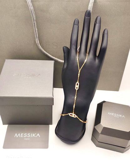 Messika hand chain

75 dhs🇦🇪🇦🇪

Zain122
♥️♥️♥️