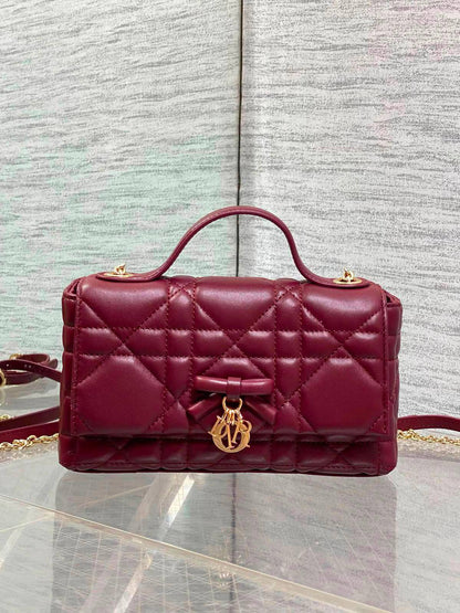 DIOR NEW  COLLECTION 💫💫💕
Super master quality 🔥🔥🔥💯
Available 💕💕💕
With full package 🎁
For Price 👇 WhatsApp✅
0568585901 
0507557372
0552275751 Owner Zain 👌

Zain252
♥️♥️♥️