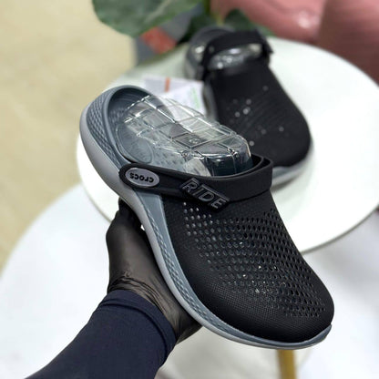 Crocs

40 to 45 size 

65 dhs🇦🇪🇦🇪

Zain27
♥️♥️♥️