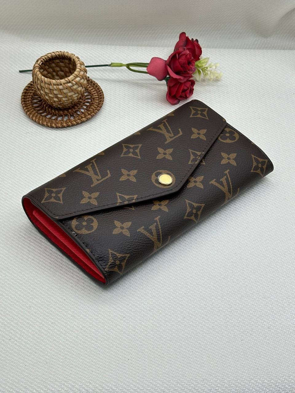 💞 LV 💞
💞*Super Master*💞
380 dhs✅

Zain275
♥️♥️♥️