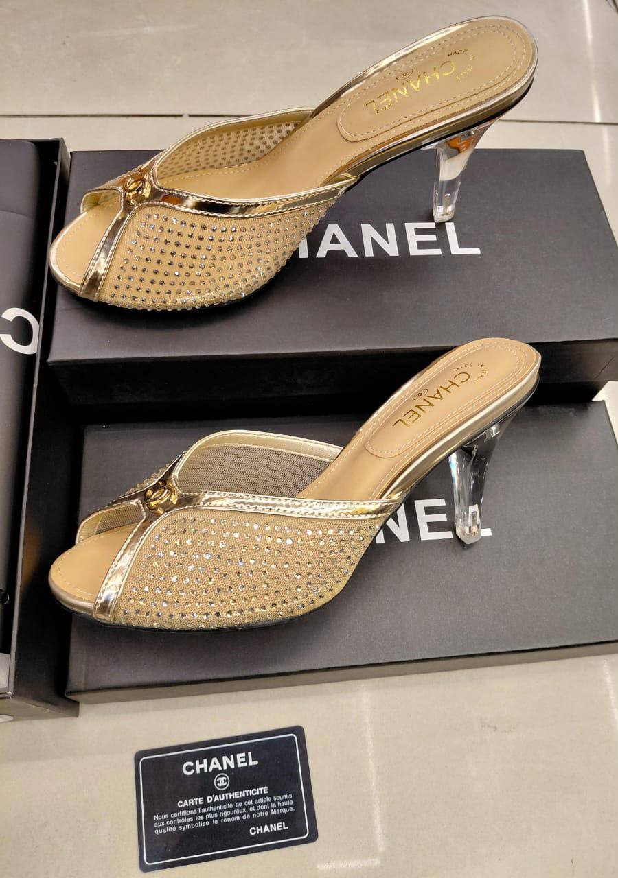 Chanel
Size 36 To 41
120 dhs🇦🇪🇦🇪

Zain120
♥️♥️♥️