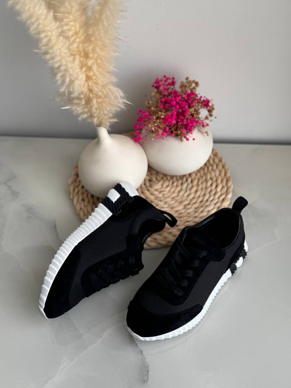 HERMES
*Vip quality*
*Size 36 to 42*
450 dhs✅

Zain113
♥️♥️♥️