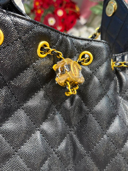 Chanel
110 dhs✅

Zain44
♥️♥️♥️