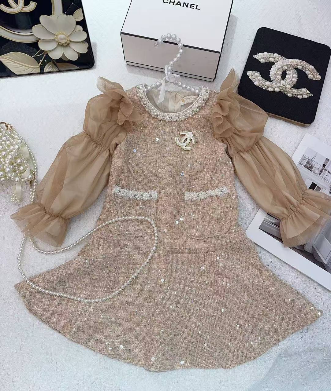 New 💕💕
6m-3y 130 dhs🪙🖤
4-10y 140 dhs🪙🖤

Zain151
♥️♥️♥️