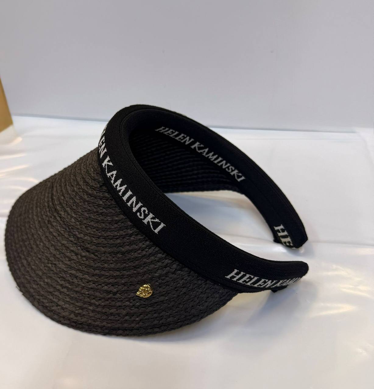 HAT
35 dhs✅

Zain93
♥️♥️♥️