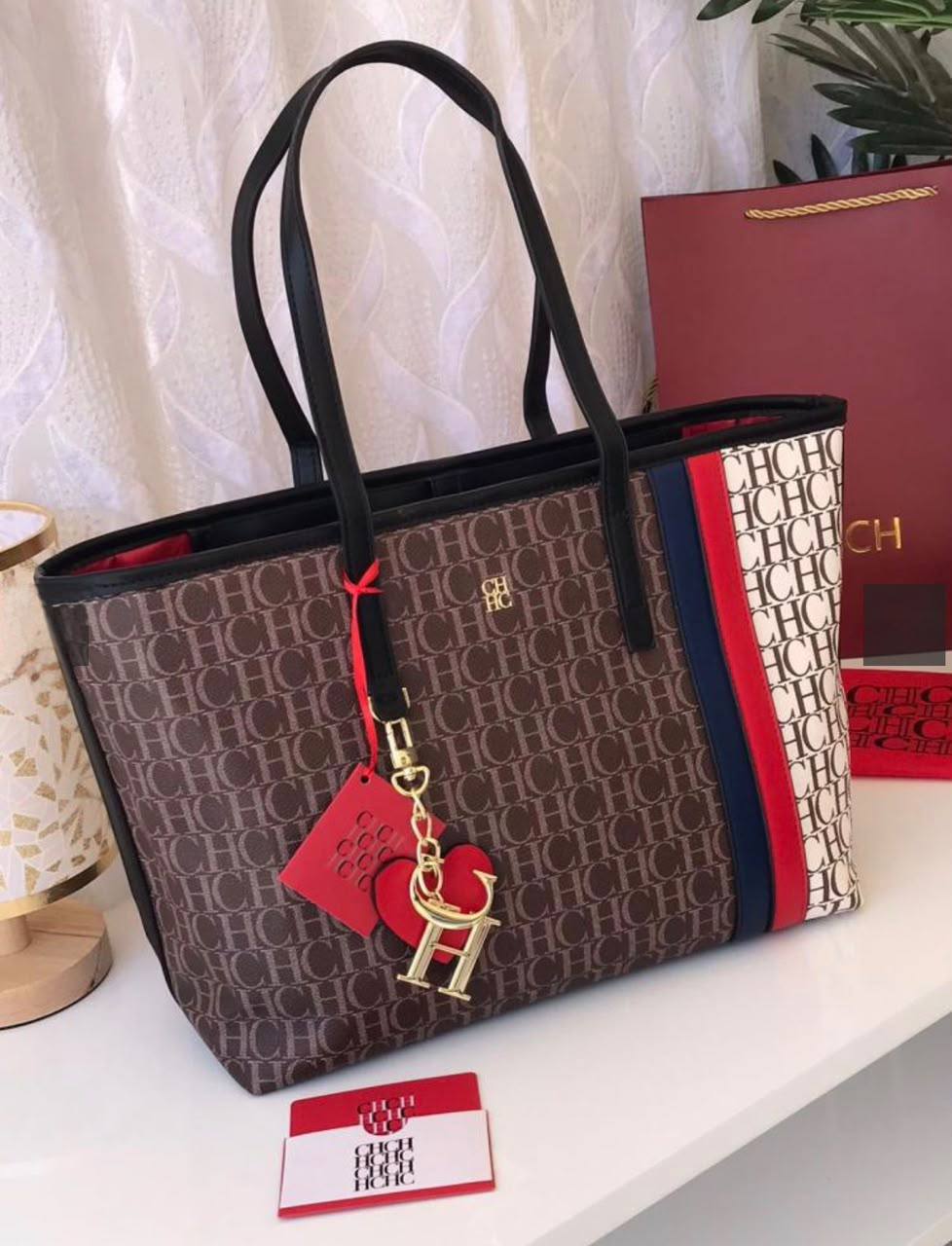 CHCH

100 dhs🇦🇪🇦🇪🇦🇪

High-quality 

Zain35
♥️♥️♥️