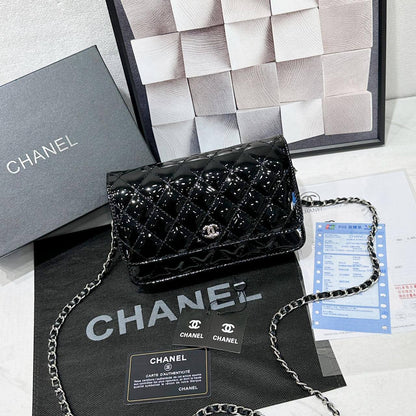 Chanel
withbox 
95 dhs🇦🇪🇦🇪

Zain143
♥️♥️♥️