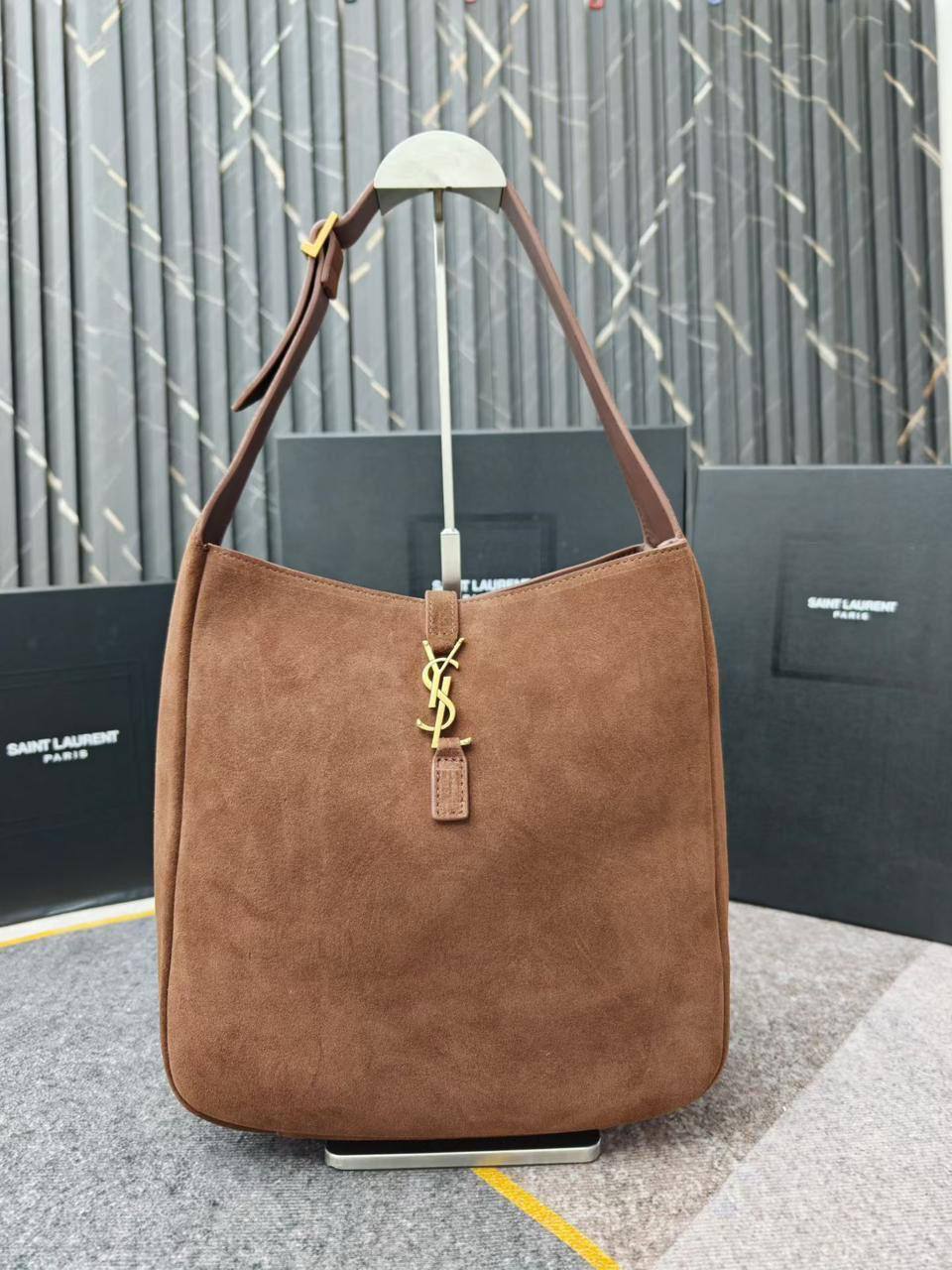 YSL
Master++++
For Price 👇 WTSP Text Zain 0568585901

Zain192
♥️♥️♥️