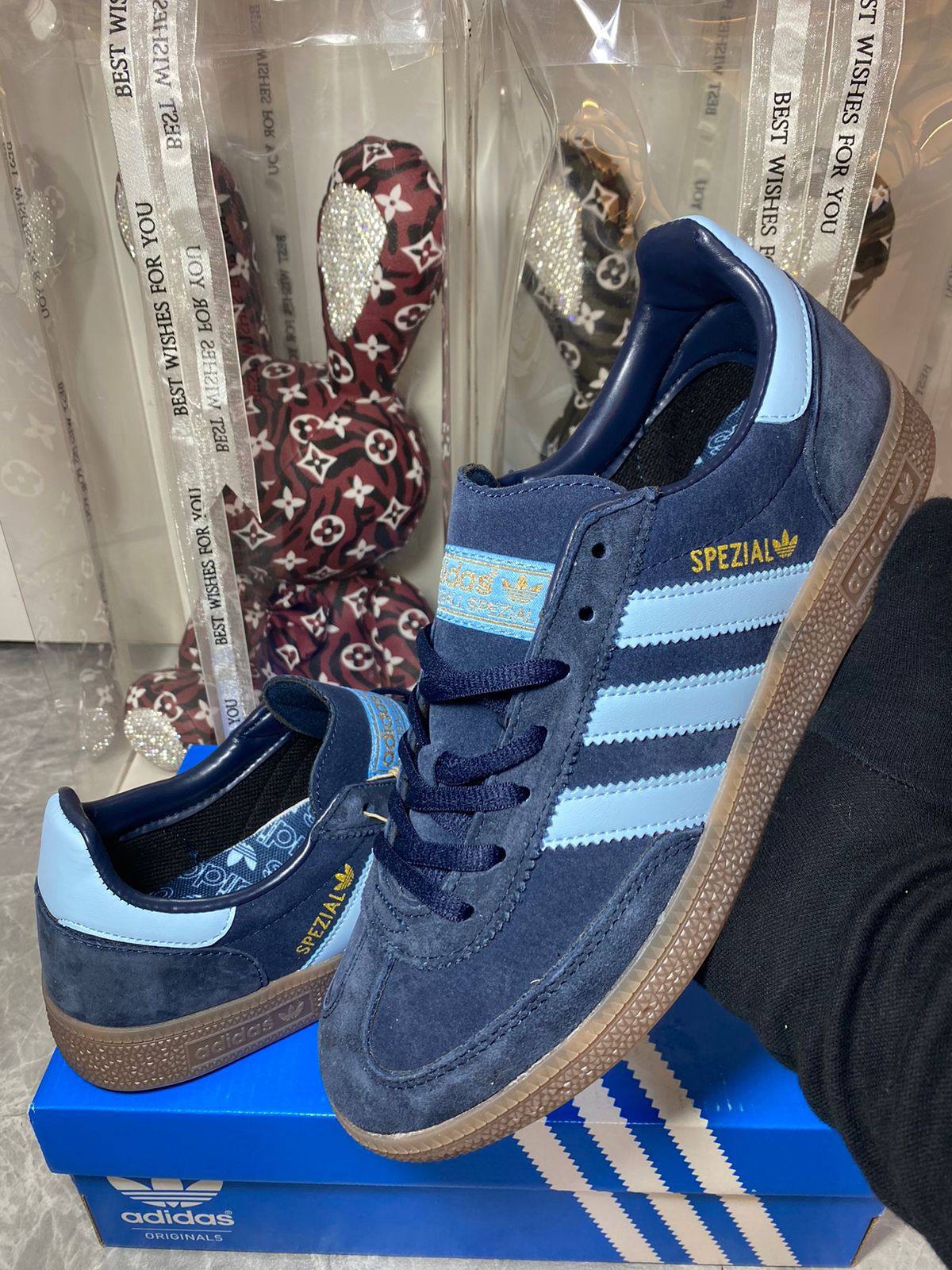 Adidas HANDBALL SPEZIAL ‘Blue’💙🦋
36-41 AVAILABLE 
170 dhs❣️

Zain242
♥️♥️♥️