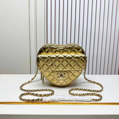 Chanel 
Master
With. Box
🎁🎁🎁
320 dhs🪙🌨️

Zain131
♥️♥️♥️