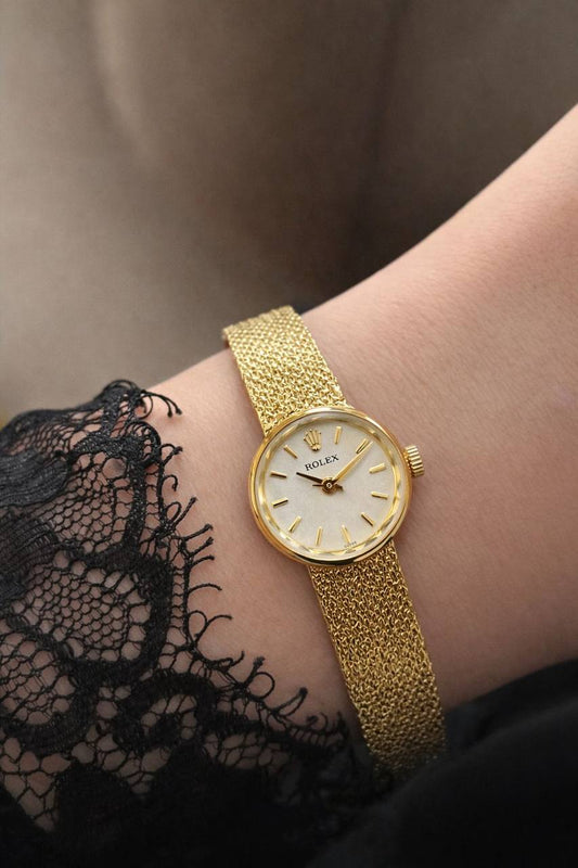 Rolex watch for ladies good quality 
260 dhs

Zain59
♥️♥️♥️