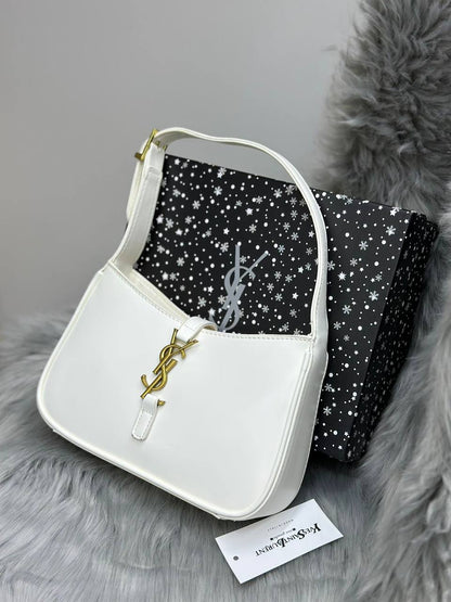 YSL 

SIZE  ………  25 CM 

95 dhs🇦🇪

with BOX
🎁🎁🎁

Zain244

اطلبوها من الوتس المثبت في الأعلى👆🏻👆🏻

تواصلو معنا 👈🏻 Zain 
For order WhatsApp pinned 👆🏻

♥️♥️♥️