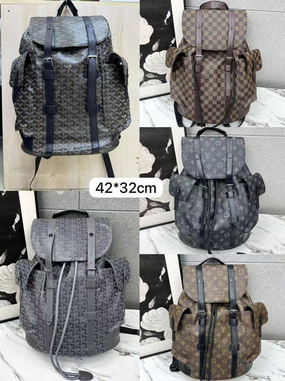 Goyar / LV backpack 

 First quality 

Size : 42 * 32 * 13 cm
100 dhs🇦🇪🇦🇪

Zain115
♥️♥️♥️
