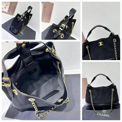 CHANEL 

RESTOCK 

GOOD QUALITY
100 dhs🇦🇪🇦🇪

Zain17
♥️♥️♥️