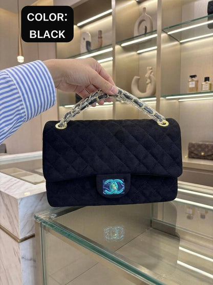 Chanel ᴅᴏᴜʙʟᴇ ғʟᴀᴘ
ɢᴏʟᴅ ʜᴀʀᴅᴡᴀʀᴇ 
ᴠᴇʟᴠᴇᴛ/sᴜᴇᴅᴇ ʟᴇᴀᴛʜᴇʀ 
ᴡɪᴛʜʙᴏx
sɪᴢᴇ:25ᴄᴍ
110 dhs✅

Zain56
♥️♥️♥️