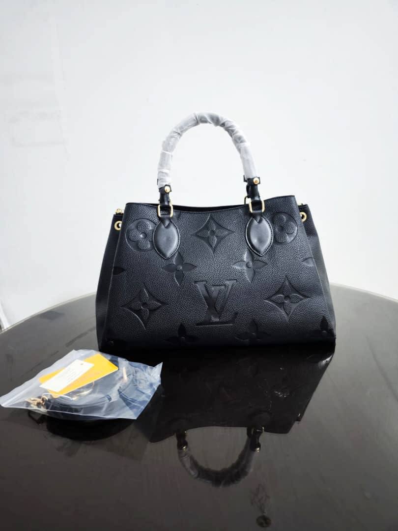 LV
110 dhs✅
37Cm

Zain26
♥️♥️♥️