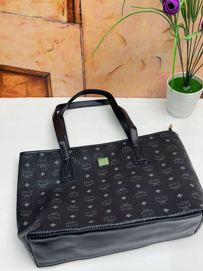 Dior - LV 
60 dhs🪙🖤

Zain177
♥️♥️♥️