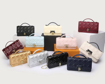 Dior
withbox 
120 dhs🇦🇪🇦🇪

Zain143
♥️♥️♥️