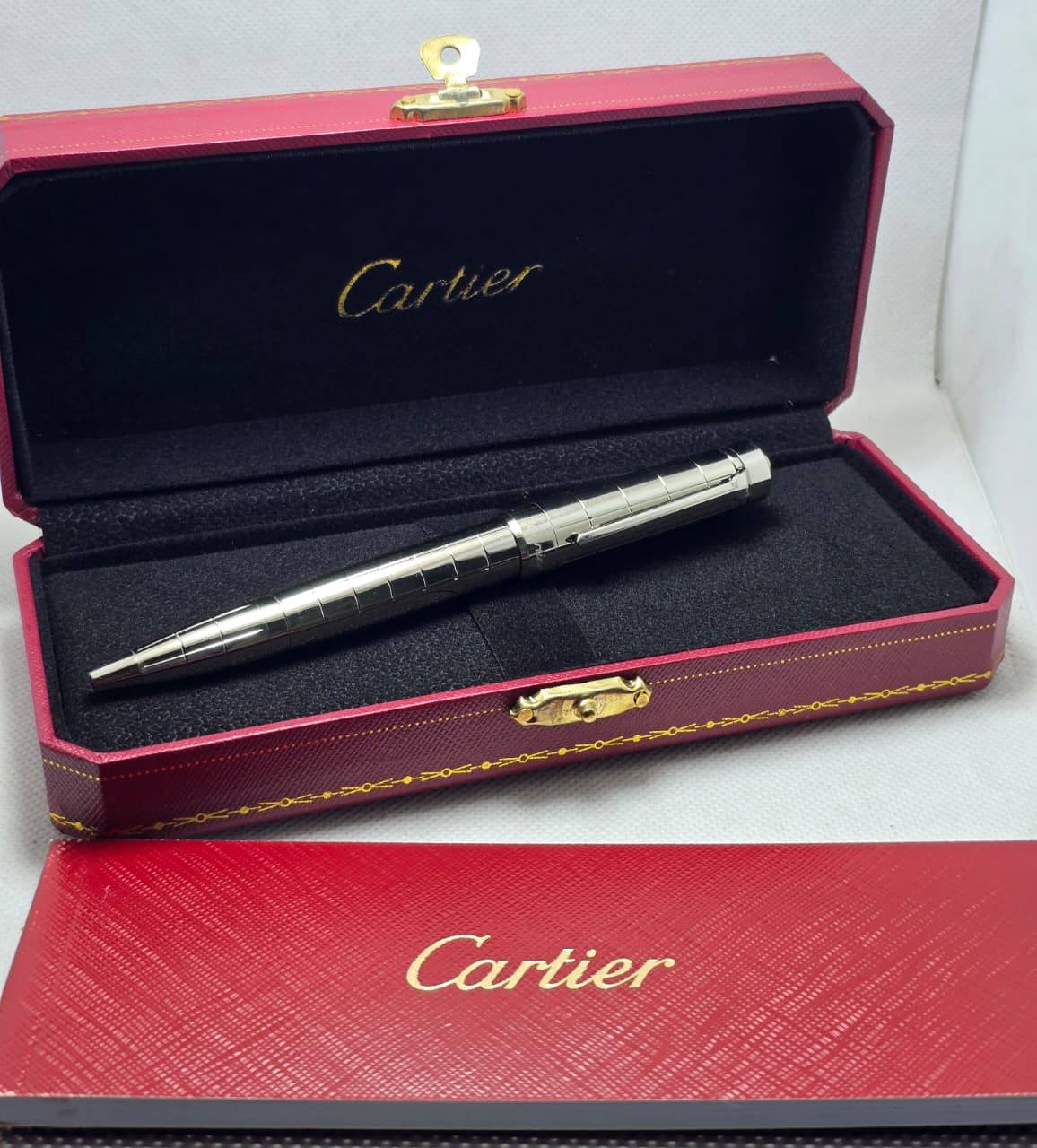 Cartier pen
70 dhs❣️ with Master box*
45 dhs❣️ with normal box*

Zain29
♥️♥️♥️
