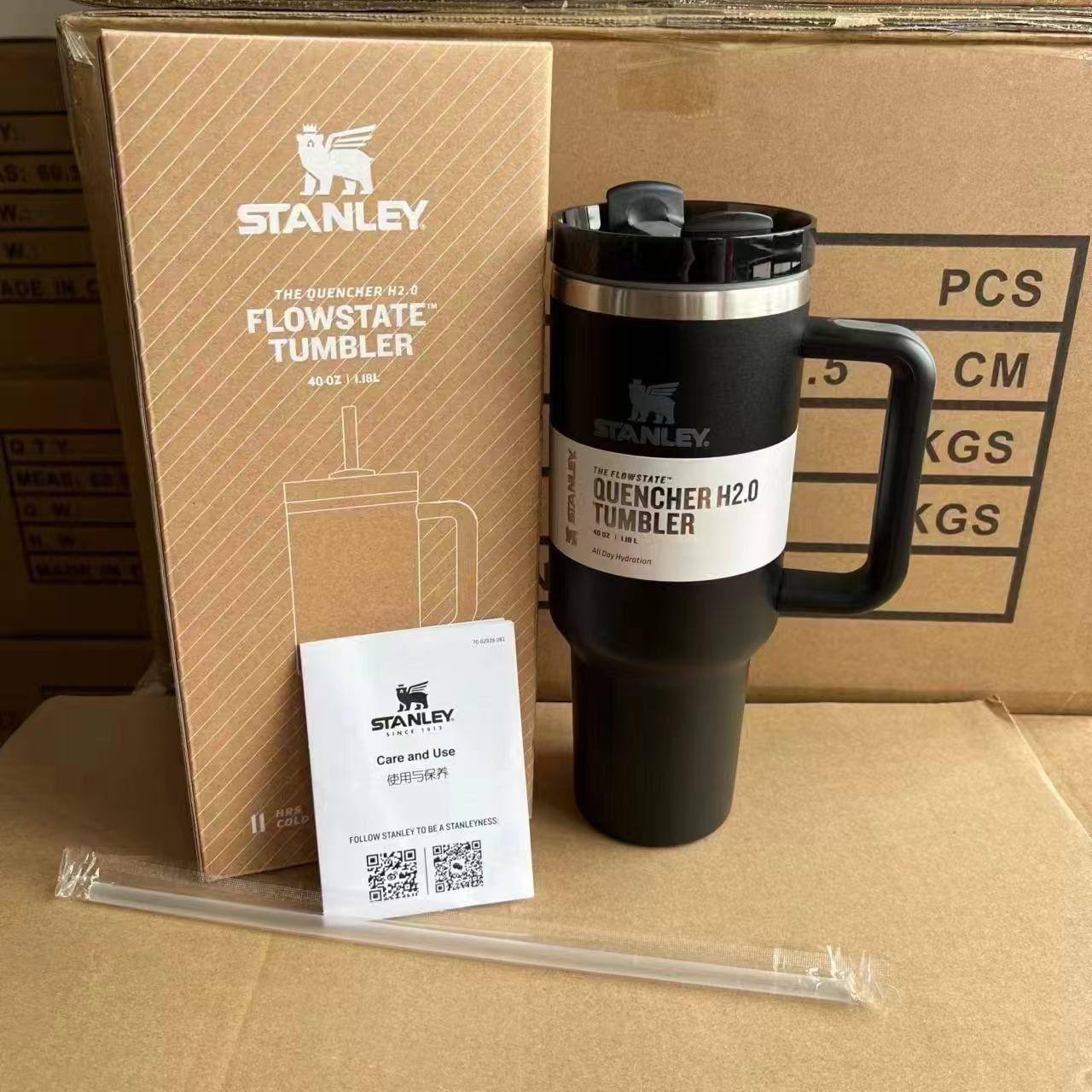 🌈 Stanley Coffee vacuum Cup 
1️⃣ First quality ＋🎁
Size ： 27 * 10 cm
65 dhs❤️
with box 🎁

Zain88
♥️♥️♥️
