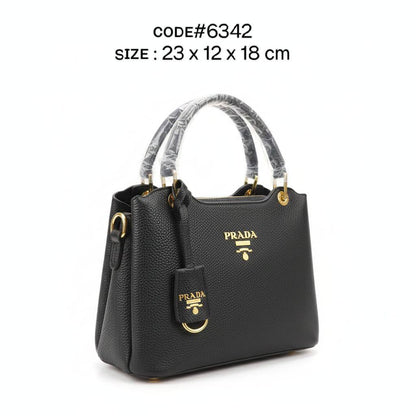 PRADA ᴛᴏᴘ ʜᴀɴᴅʙᴀɢ
ᴍᴀᴛᴛᴇ ʟᴇᴀᴛʜᴇʀ ᴍᴀᴛᴇʀɪᴀʟ
ᴛʜʀᴇᴇ ᴄᴏᴍᴘᴀʀᴛᴍᴇɴᴛ
ᴡɪᴛʜ ʟᴏɴɢ ʙᴇʟᴛ sᴛʀᴀᴘ
ɢᴏʟᴅ ʜᴀʀᴅᴡᴀʀᴇ
sɪᴢᴇ : 23 cm

75 dhs✅

Zain31
♥️♥️♥️