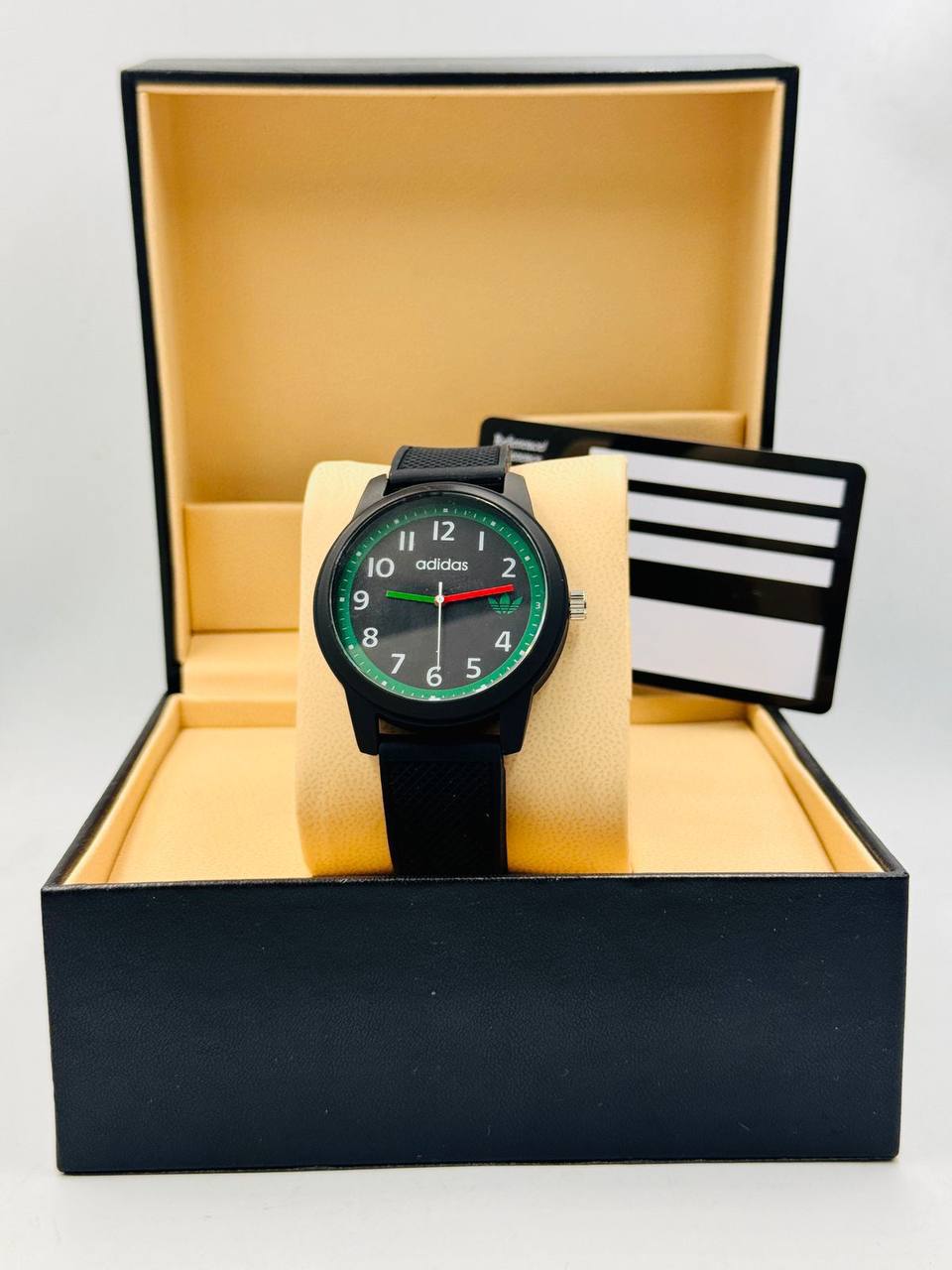 Adidas offer 
20 dhs🪙🌨️

Zain08
♥️♥️♥️