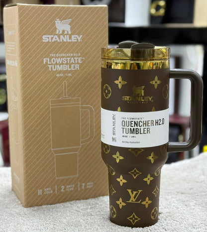 *CUP🌸*
Master quality 💯
With boxes 🗃️ 
65 dhs🪙🌺

Zain216
♥️♥️♥️