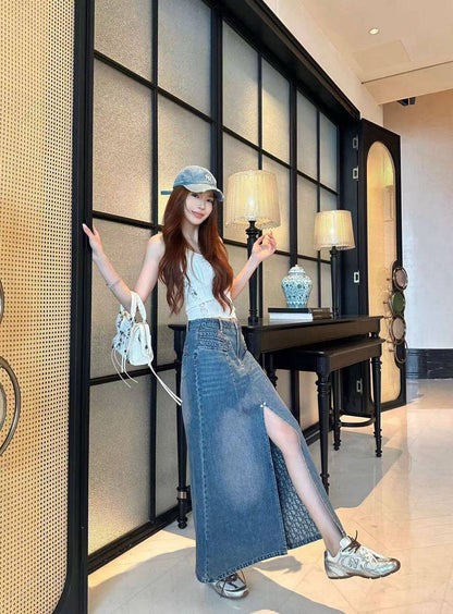 *New collections 💕💕    
180 dhs❣️
*good  quality  
*Sizes:S M L 
*AVAILABL

Zain231
♥️♥️♥️