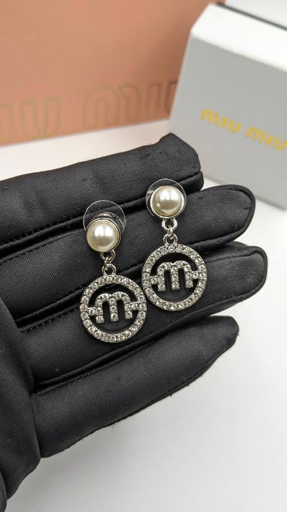 *Miu Miu* 
*Master Quality* 
*Earrings*

80 dhs🪙💚
 with Normal Box 🎁

Zain210
♥️♥️♥️