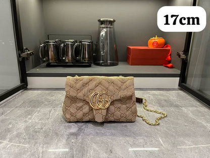 Gucci🙋🏻‍♀️🙋🏻‍♀️🥰
Master
17cm🫶🏼 230 dhs✅
20cm🫶🏼 240 dhs✅
23cm🫶🏼 250 dhs✅

Zain297
♥️♥️♥️