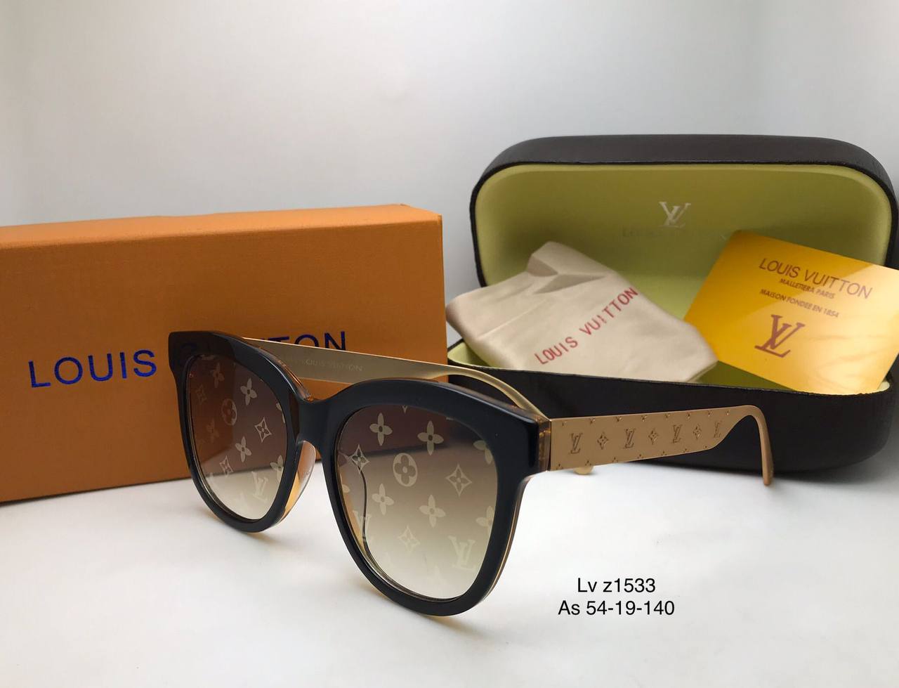 LV
Ladies master quality 
180 dhs✅

Zain126
♥️♥️♥️