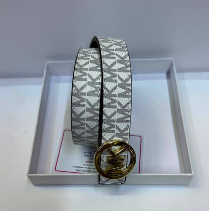 Belts 
With box
40 dhs✅

30 dhs✅ No Box

Zain93
♥️♥️♥️