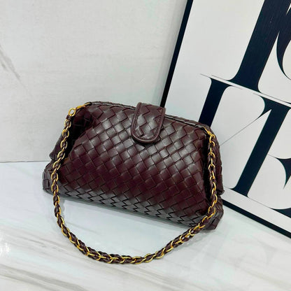 BOTTEGA 
COPY ONE 
130 dhs💛

Zain295
♥️♥️♥️