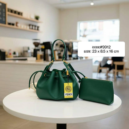 𝗙𝗘𝗡𝗗𝗜  POMODORINO
ʙᴜᴄᴋᴇᴛ  ʙᴀɢ ᴢᴜᴄᴄᴀ
ᴍᴀᴛᴛᴇ ᴀɴᴅ ᴄᴀɴᴠᴀs ʟᴇᴀᴛʜᴇʀ
ᴡɪᴛʜ ᴡᴀʟʟᴇᴛ sᴍᴀʟʟ ᴘᴏᴜᴄʜ
sɪᴢᴇ: 23 cm

75 dhs🪙🌨️

Zain31
♥️♥️♥️