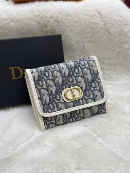 NEW CAME
SMALL WALLET
GOOD QUALITY
30 dhs🇦🇪🇦🇪

Zain40
♥️♥️♥️