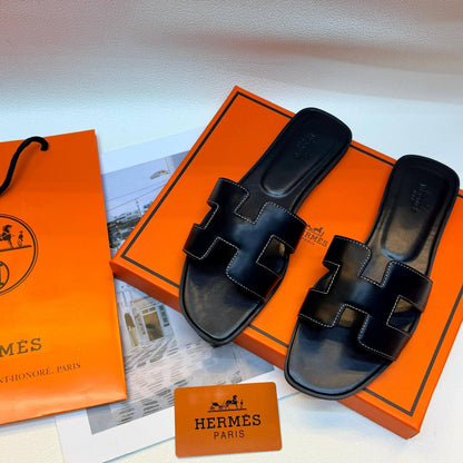 Hermes
Size 36to41
85 dhs💓

Zain236
♥️♥️♥️