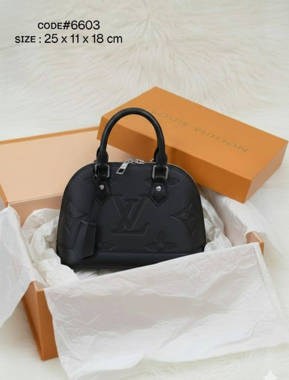 LV
ᴀʟᴍᴀ ᴍᴏɴᴏɢʀᴀᴍ
ᴡɪᴛʜ ʟᴏᴄᴋ & ᴋᴇʏ
ɪᴛ ʜᴀs ʟᴏɴɢ ʙᴇʟᴛ sᴛʀᴀᴘ
sɪᴢᴇ : 25 cm
ᴡɪᴛʜ BOX
🎁🎁🎁

80 dhs✅

Zain31
♥️♥️♥️