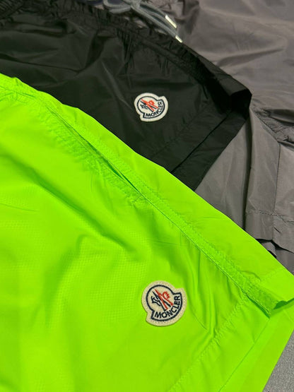 MONCLER
Men Shorts
Master Quality 
SMLXLXXL 
230 dhs✅

Zain276
♥️♥️♥️