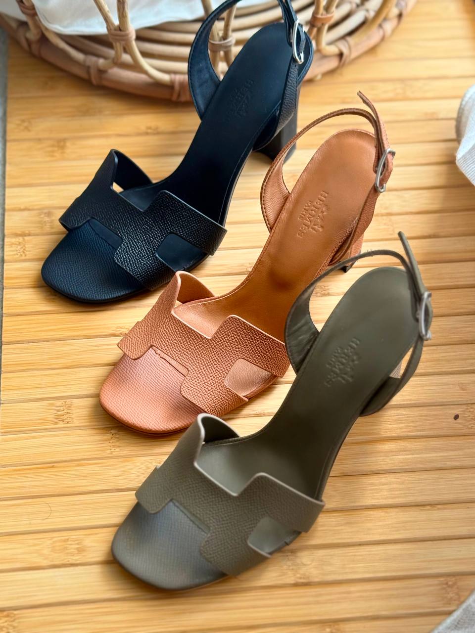 Hermes
Vip Quality
𝗦𝗶𝘇𝗲 𝟯𝟲 𝘁𝗼𝗼 𝟰𝟭 
450 dhs🇦🇪🇦🇪

Zain303
♥️♥️♥️