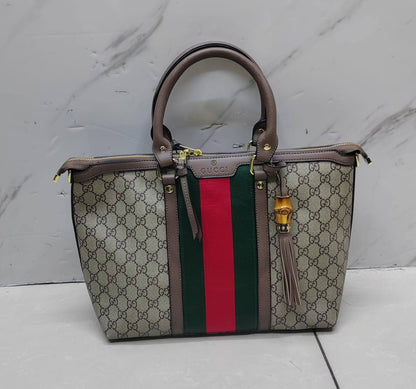 Gucci
95 dhs🗽
👌👌

Zain143
♥️♥️♥️