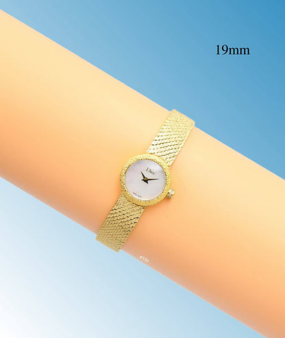 DIOR WOMEN BATTERY MINI 19MM

250 dhs❣️

Zain58
♥️♥️♥️