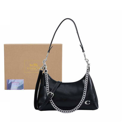 Coach

with box
🎁🎁🎁

90 dhs🪙🌨️

Zain143
♥️♥️♥️