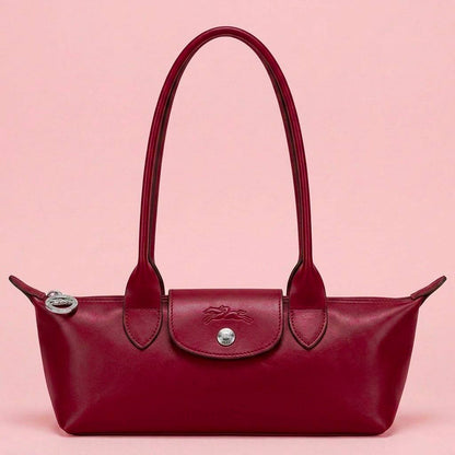 Longchamp

High quality 

95 dhs🇦🇪🇦🇪

Zain136
♥️♥️♥️