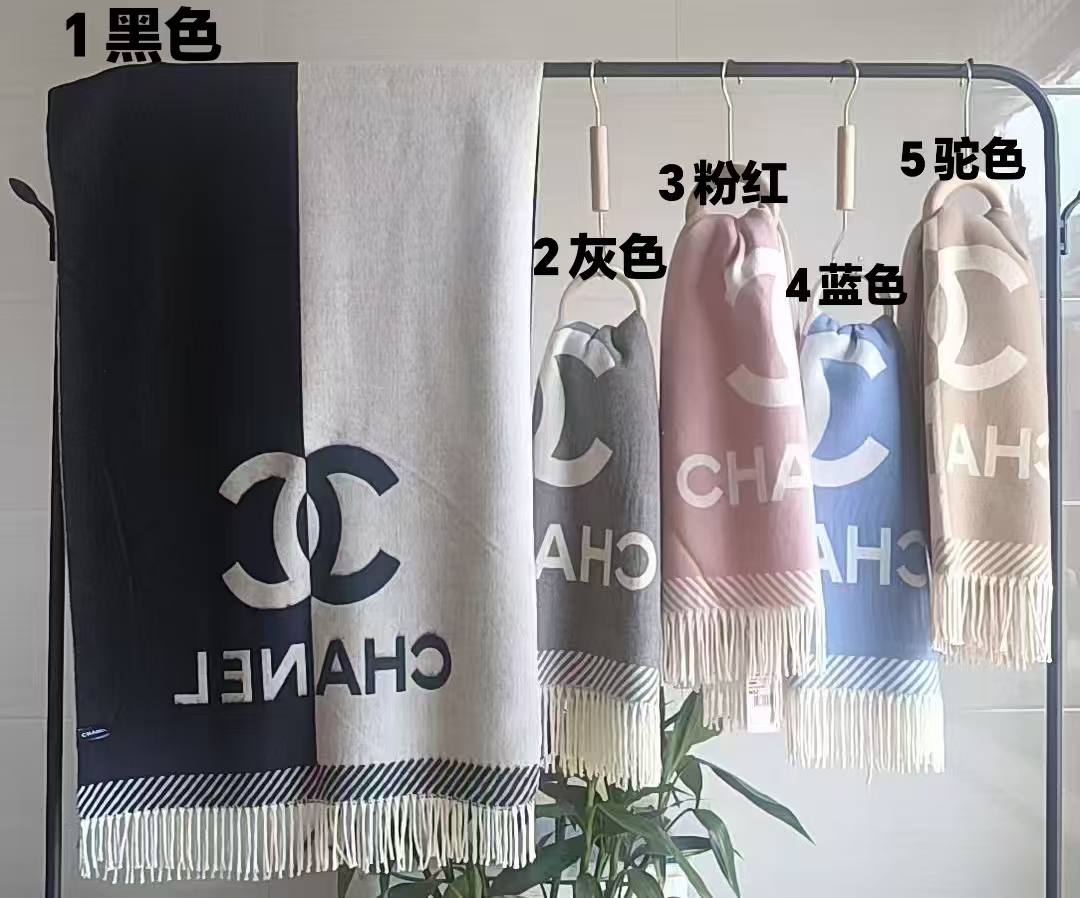 Scarf 
45 dhs🪙🌨️

Zain186
♥️♥️♥️