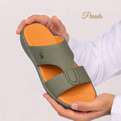 Privato slippers for men soft good quality  with box and paper bag size available (40to46) 6to12) 
160 dhs💓

Zain59
♥️♥️♥️