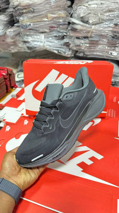 NIKE
Size 40-45⚡️
140 dhs💓

Zain183
♥️♥️♥️