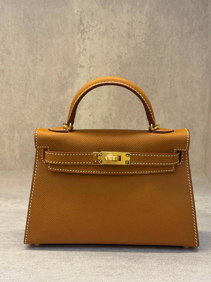 Hernes
𝐇𝐞𝐫𝐦𝐞𝐬 𝐌𝐢𝐧𝐢 𝐊𝐞𝐥𝐥𝐲 𝟏𝟗𝐜𝐦 
𝐇𝐚𝐧𝐝 𝐌𝐚𝐝𝐞 
1350 dhs✅🖤🌴

ETAG4
♥️♥️♥️